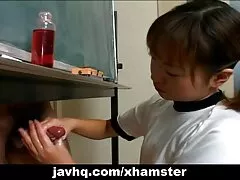 அப்பாவி டீன் vs பிக் காக்ட் கணித ஆசிரியர்